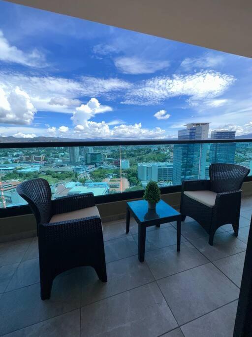 Luxury 2Br Apartment In Astria 605 เตกูซิกัลปา ภายนอก รูปภาพ